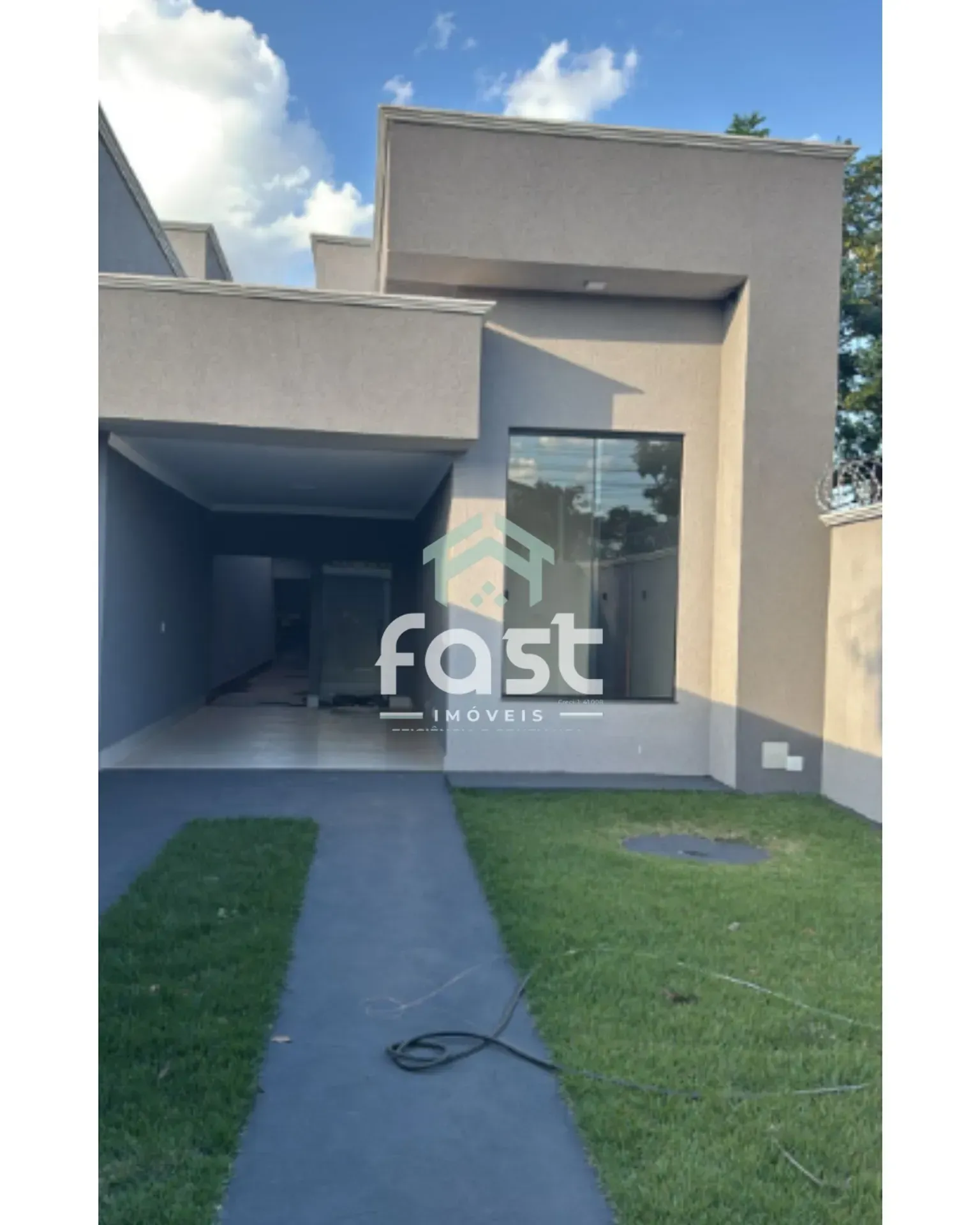 Casa com 3 Quartos à venda, 108m² - Garavelo Residencial Park