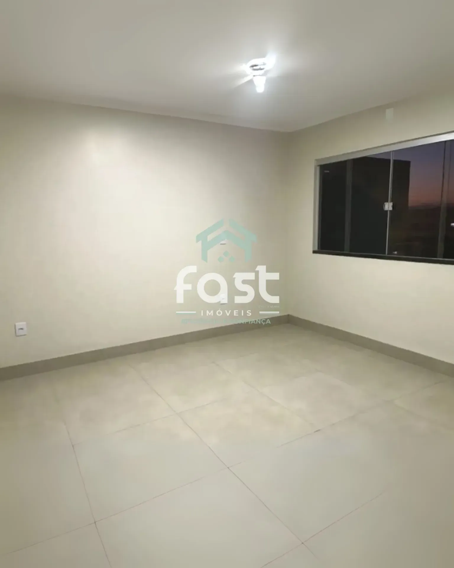 Prédio Residencial com 15 Quartos à venda, 360m² - Setor Leste Vila Nova