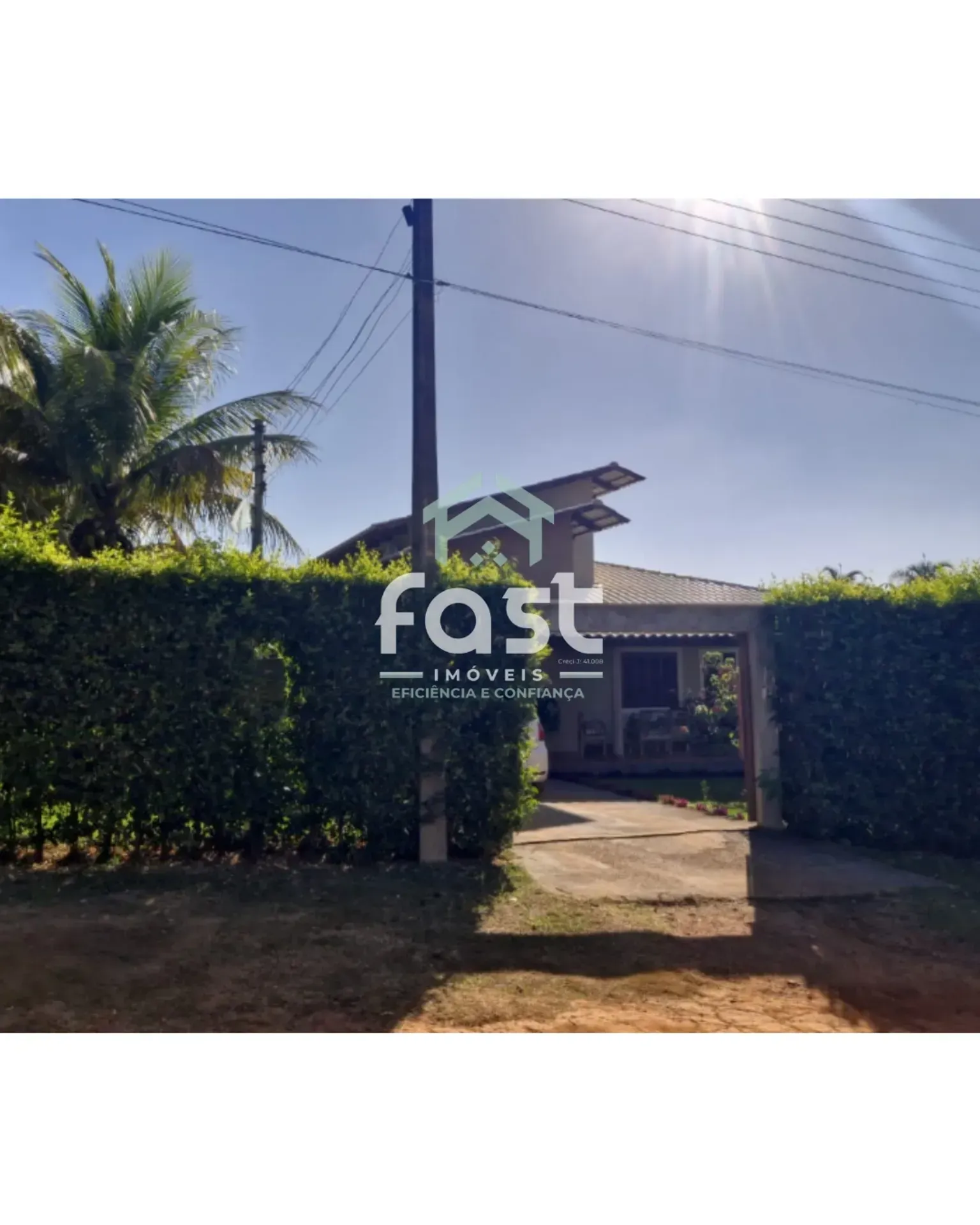 Fazenda/Sítio com 3 Quartos à venda, 310m² - Zona Rural