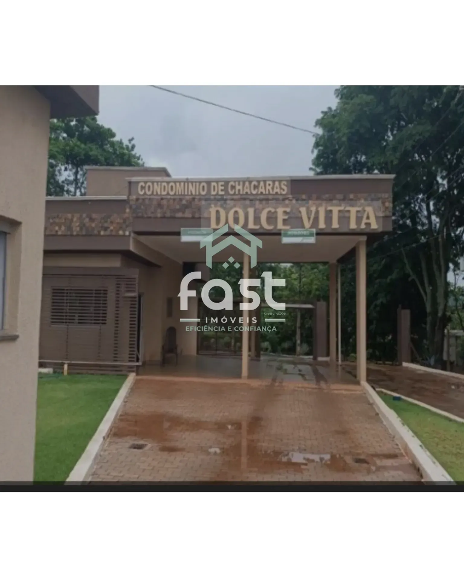 Fazenda/Sítio com 3 Quartos à venda, 310m² - Zona Rural