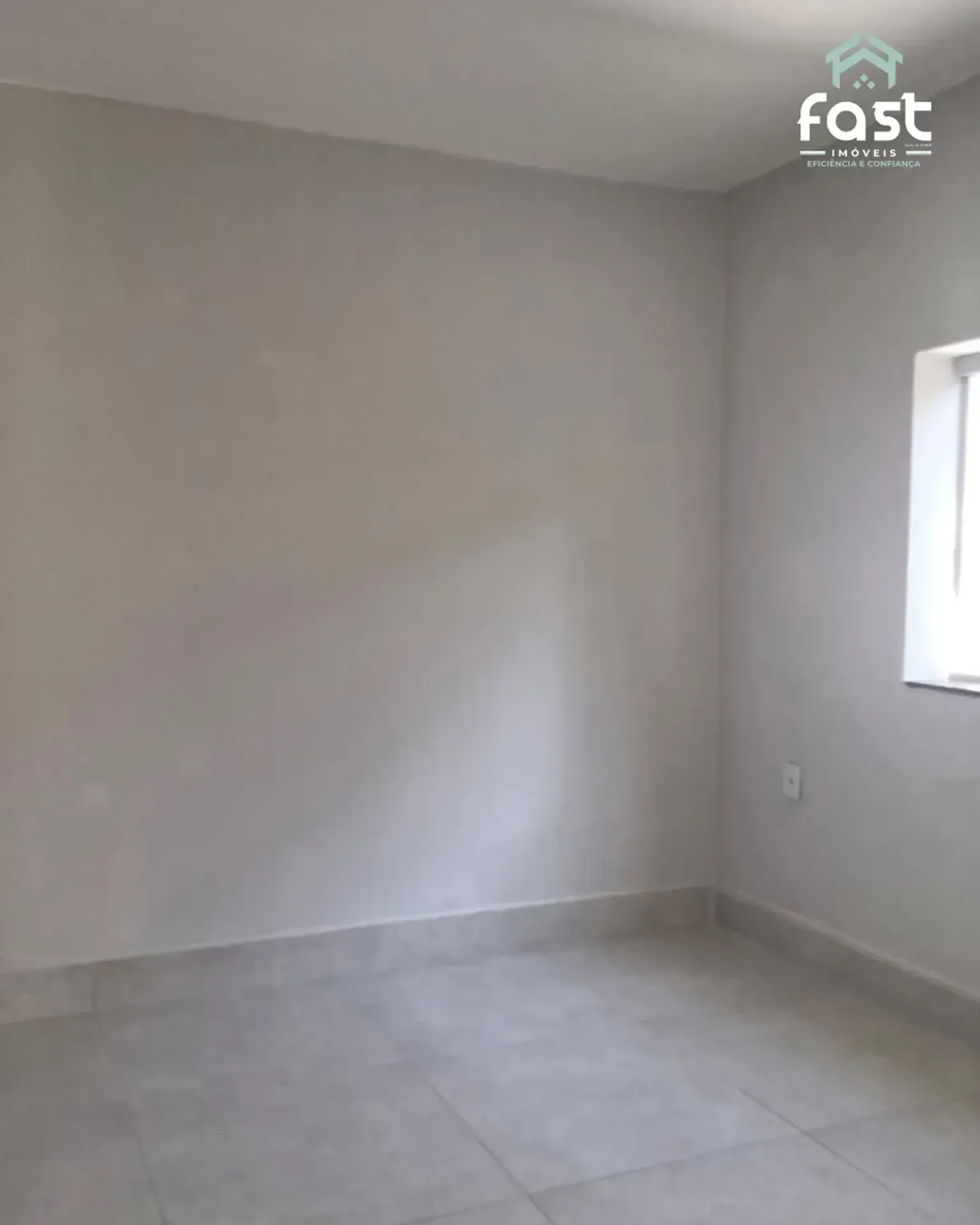 Sobrado com 6 Quartos à venda, 229m² - Setor Campinas