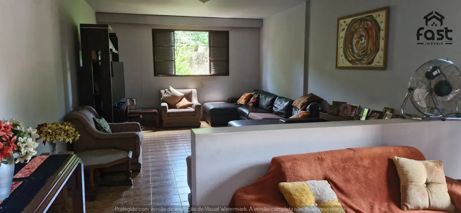 Sobrado com 7 Quartos à venda, 239m² - Setor Leste Universitário