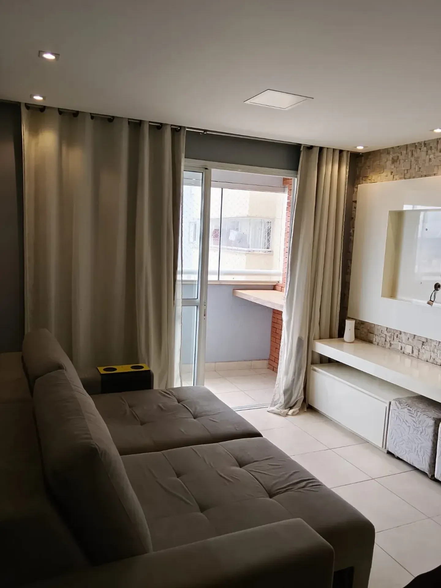 Apartamento com 2 Quartos para alugar, 58m² - Parque Amazônia