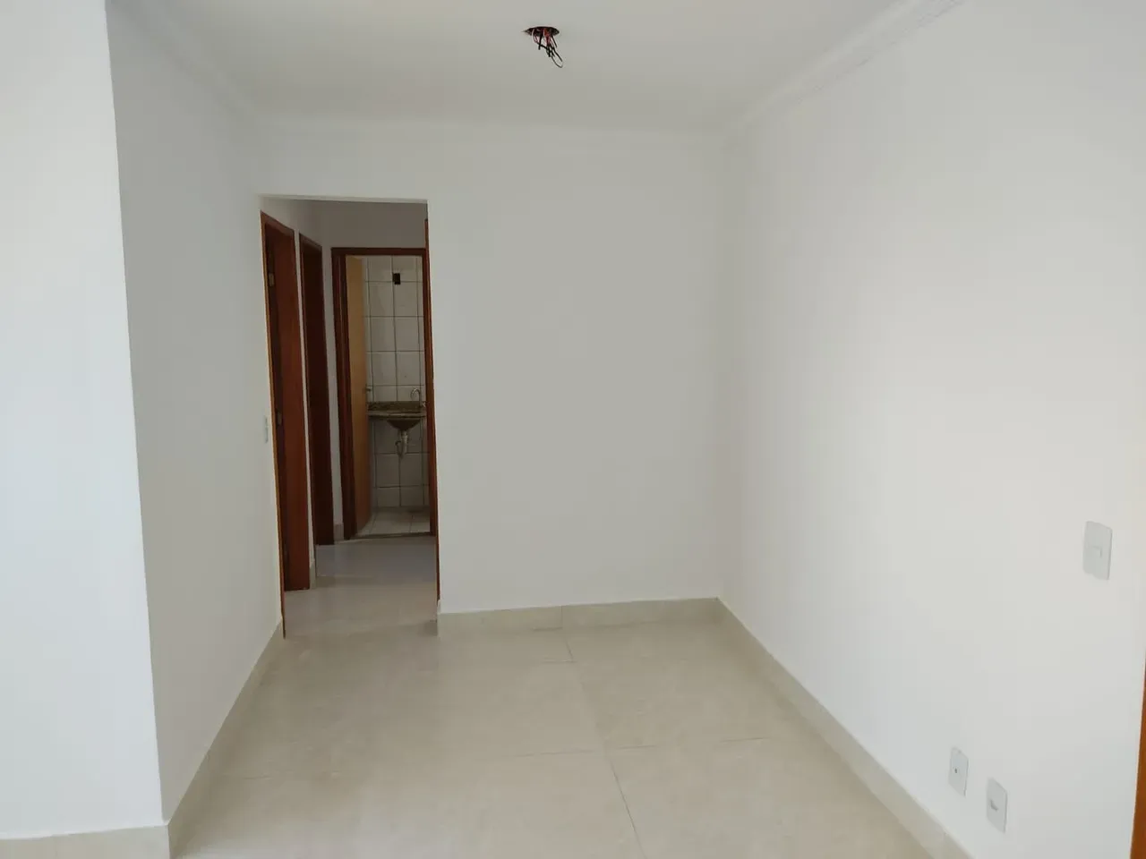Apartamento com 3 Quartos para alugar, 72m² - Parque Amazônia