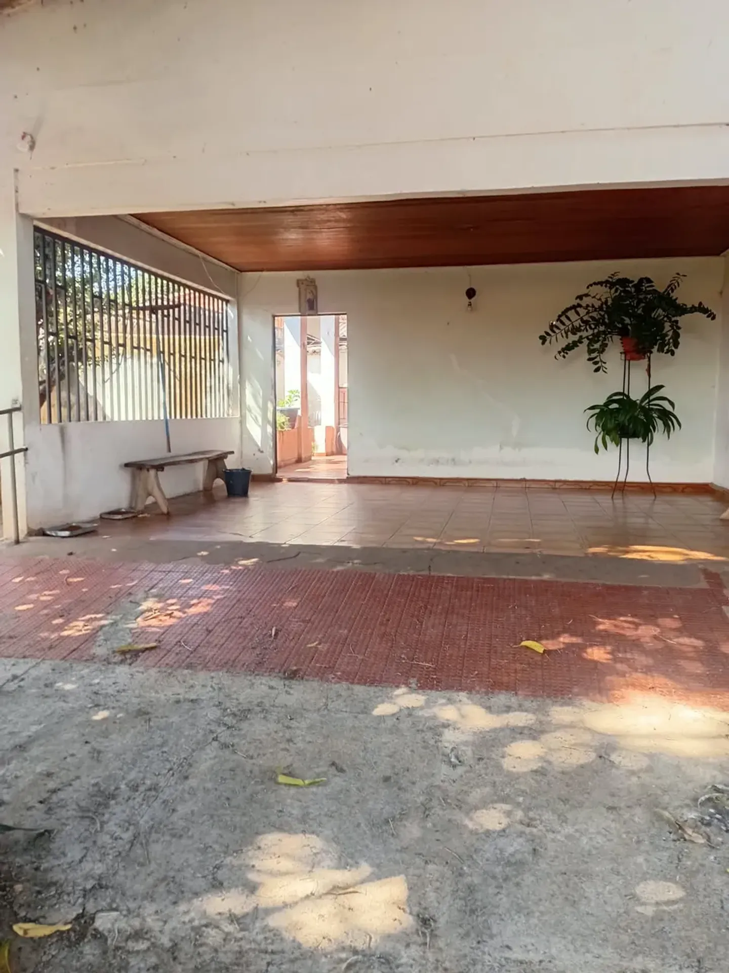 Casa com 3 Quartos para alugar, 120m² - Setor Pedro Ludovico