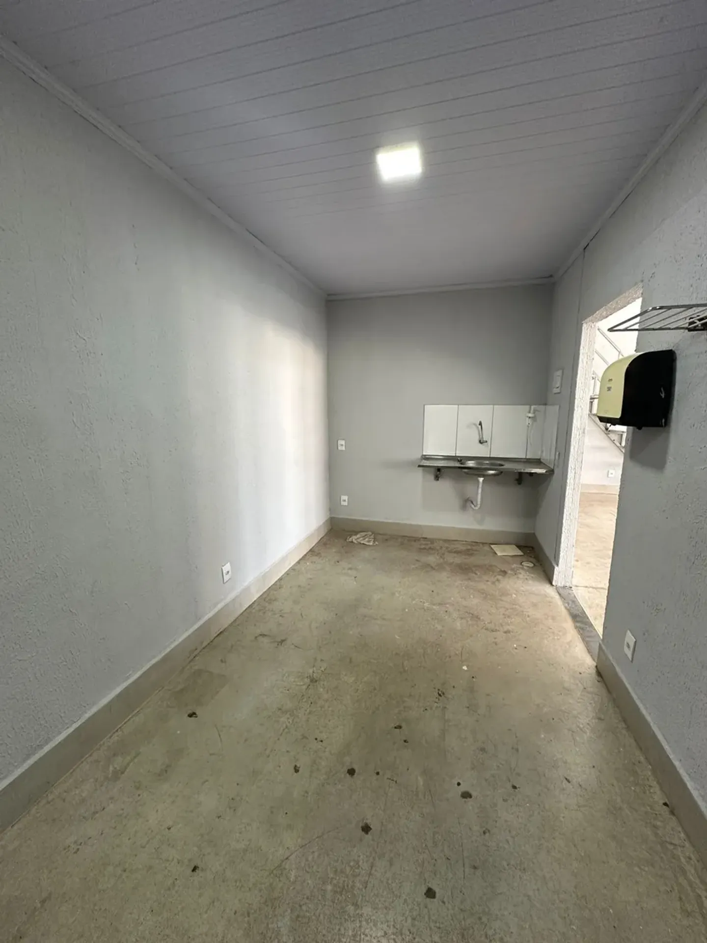 Galpão/Depósito/Armazém para alugar, 240m² - São Francisco