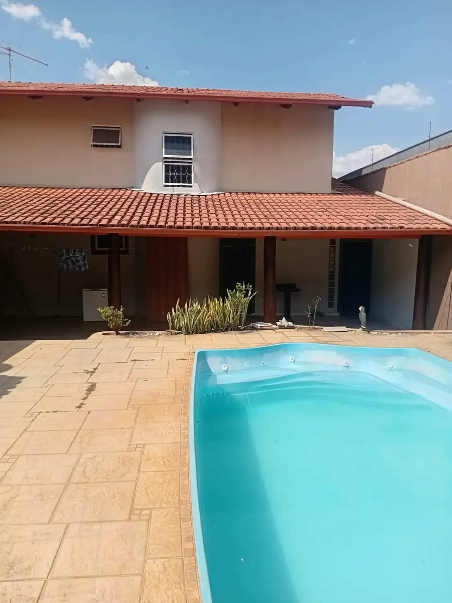 Sobrado com 4 Quartos para alugar, 240m² - Jardim Atlântico