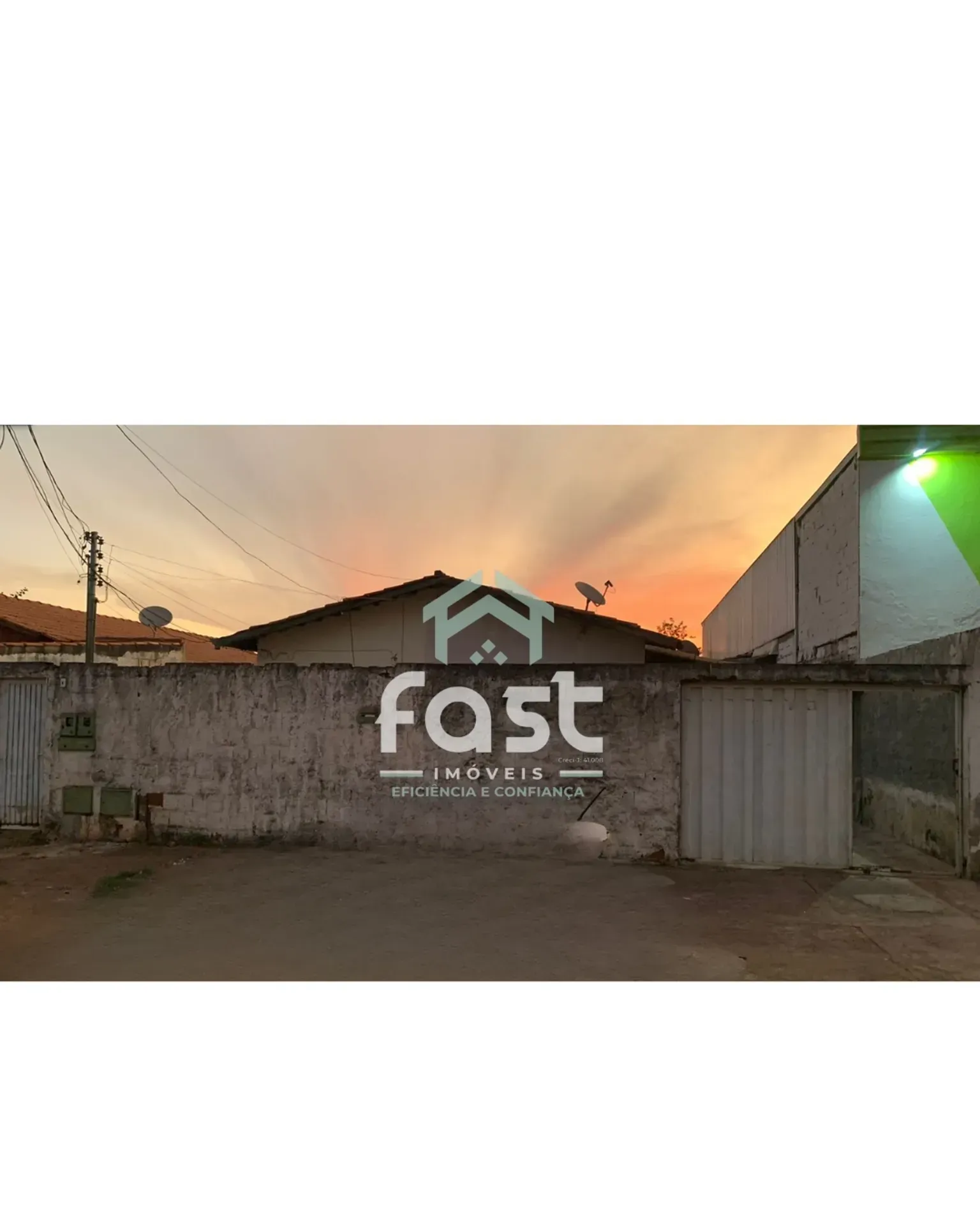 Casa com 2 Quartos à venda, 160m² - Jardim Guanabara